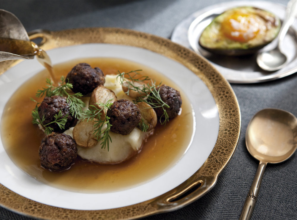 LIP | Proyecto El Comedor - Identidad visual y postales